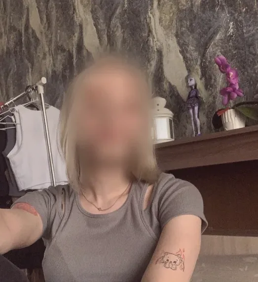 Débora, 19 años