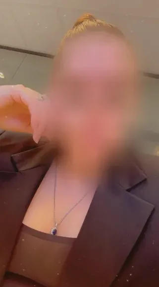 Elena, 32 años