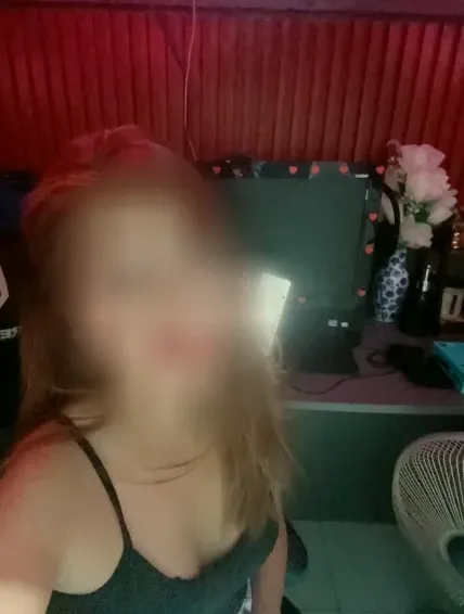 Laura, 32 años