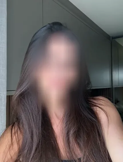 Neus, 37 años